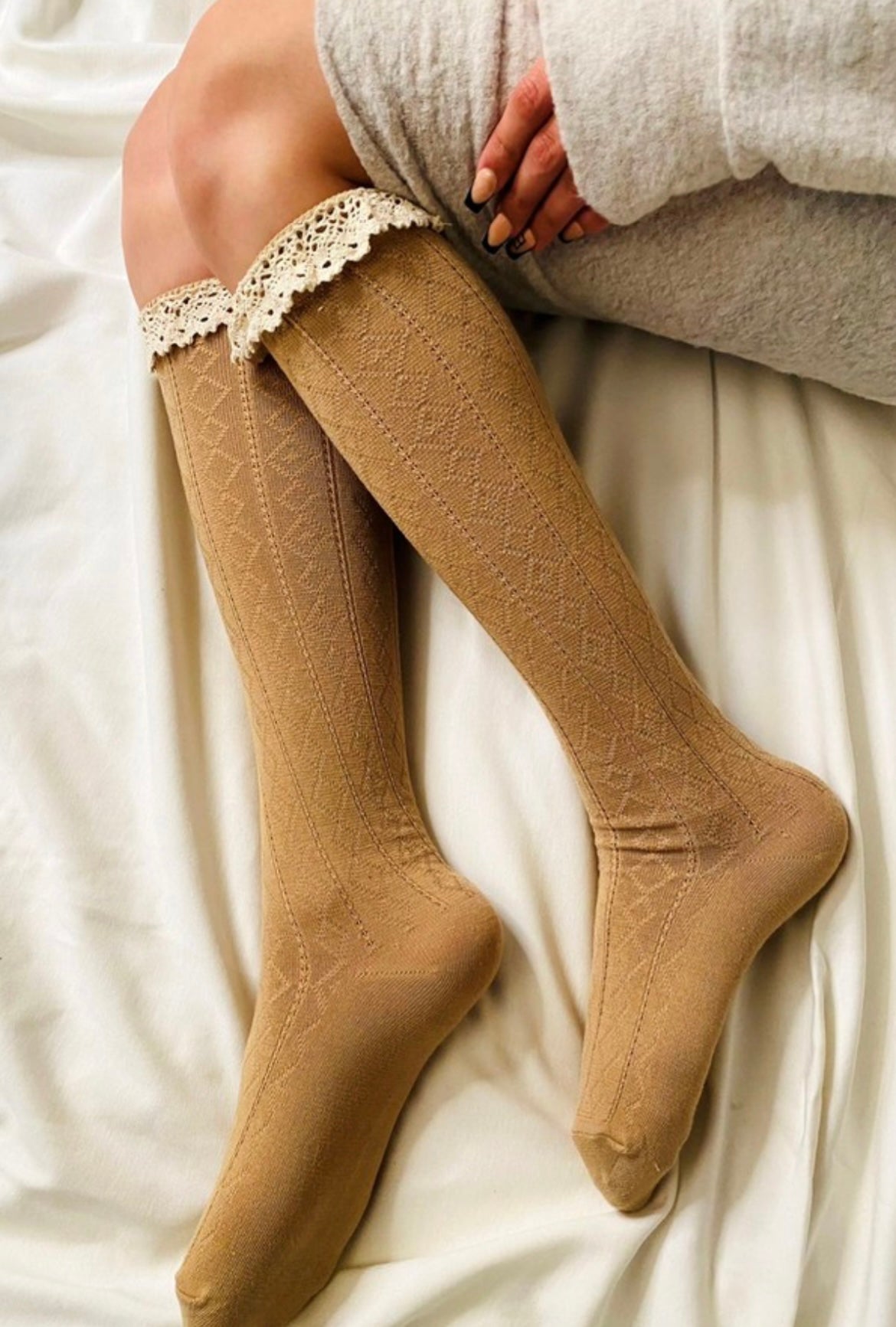 Ric-Rack Knit Knee High Cotton Socks