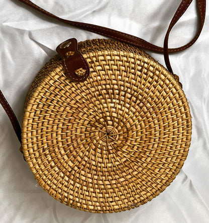 Wicker Rattan Boho Clam Purse